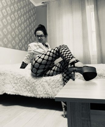 Анкета проститутки Дина - Фото 1, Пирогово, 32 года, №13225